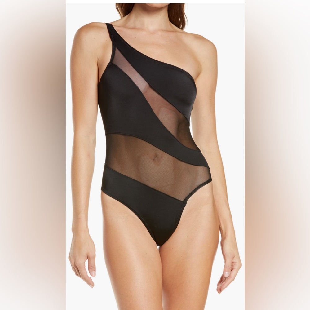 Normal Kamali Snake Mesh One shoulder Swimsuit, size Large, $265
